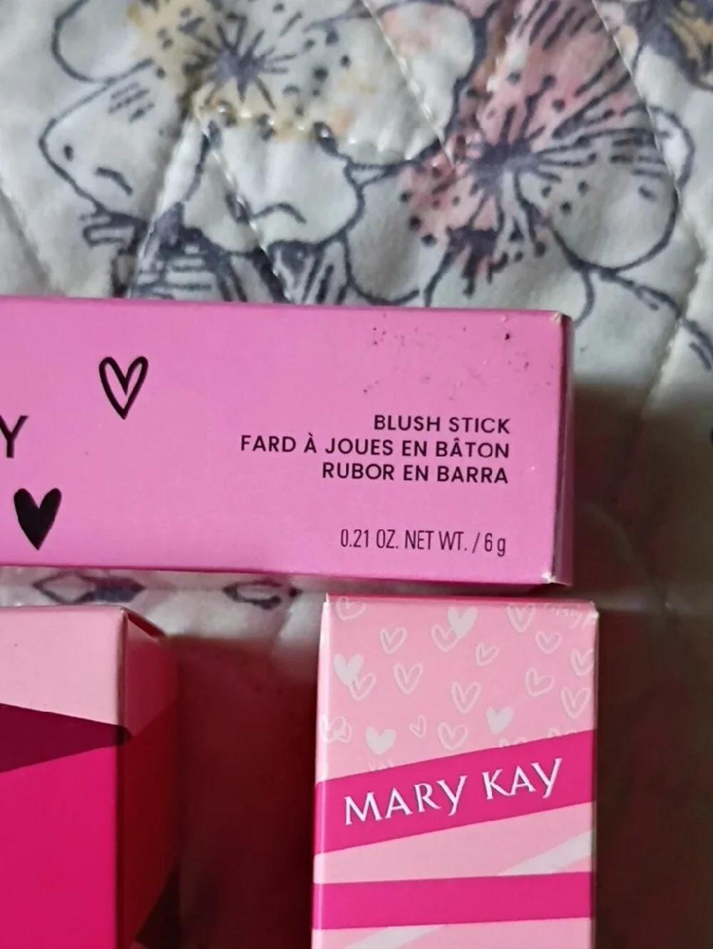 Mary Kay Pink Highlight Brush, Sponge & Cream Highlighter And Blush Stick Set